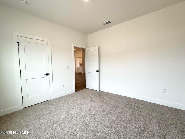 1033 Wood Creek Road NE, Leland, NC 28451