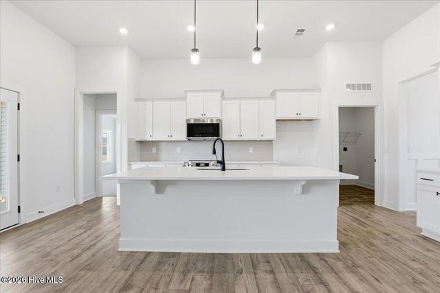 1033 Wood Creek Road NE, Leland, NC 28451