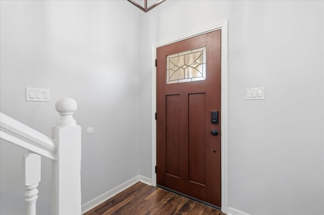 2211 Cromwell Drive, Arlington, TX 76018