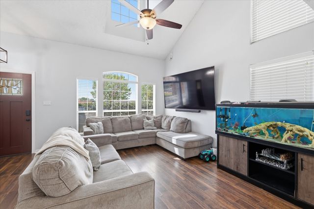 2211 Cromwell Drive, Arlington, TX 76018