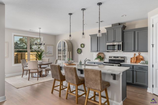 211 Farmland Circle, Perry, GA 31069