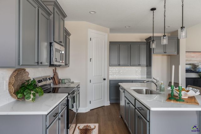 211 Farmland Circle, Perry, GA 31069