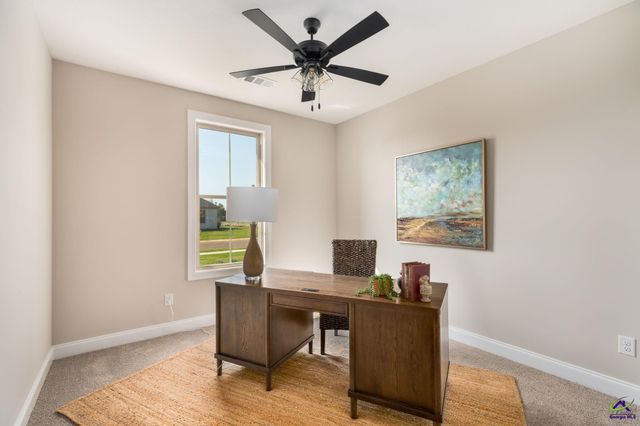 211 Farmland Circle, Perry, GA 31069