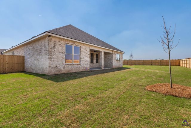 211 Farmland Circle, Perry, GA 31069