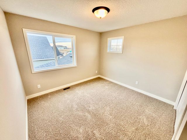 901 Kepler Avenue NE, Hanover, MN 55341