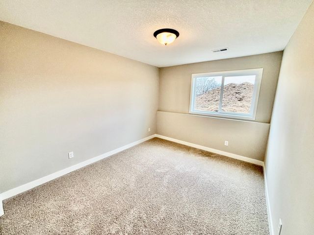 901 Kepler Avenue NE, Hanover, MN 55341