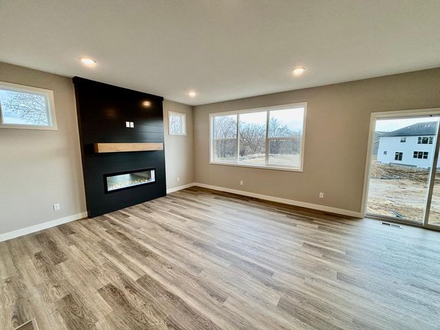 901 Kepler Avenue NE, Hanover, MN 55341
