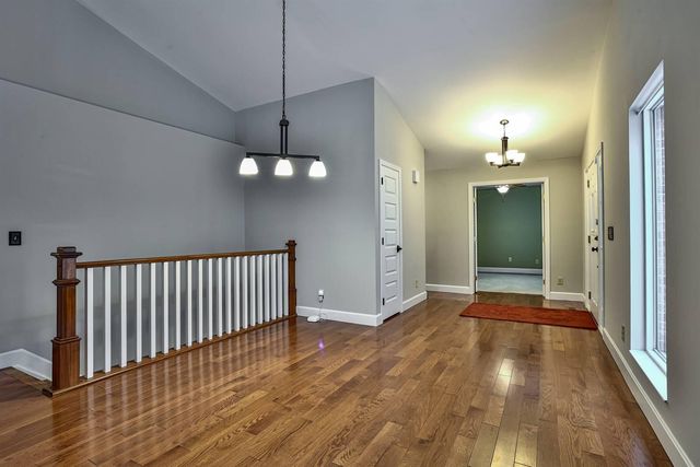 2549 Champions Way, Crestview Hills, KY 41017