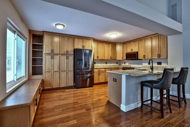 2549 Champions Way, Crestview Hills, KY 41017