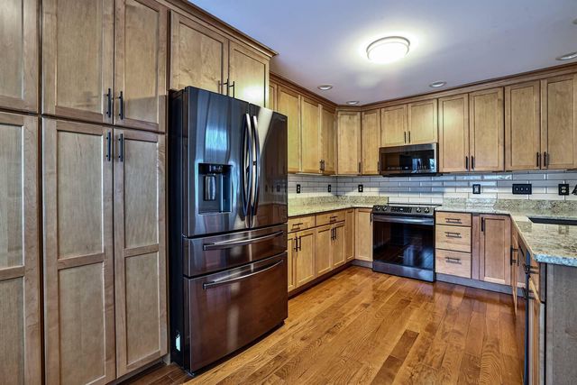 2549 Champions Way, Crestview Hills, KY 41017