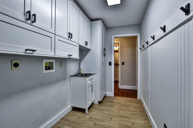 2549 Champions Way, Crestview Hills, KY 41017