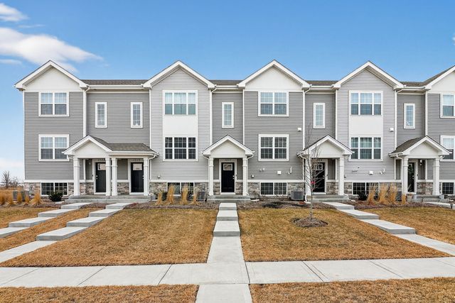 1007 Briar Glen Court, Hampshire, IL 60140