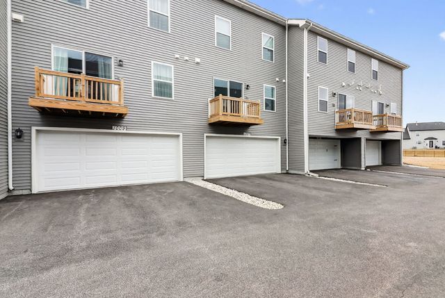 1007 Briar Glen Court, Hampshire, IL 60140