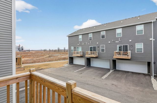 1007 Briar Glen Court, Hampshire, IL 60140