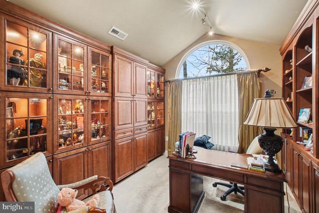 6223 AUTUMN LEAF DR, Fredericksburg, VA 22407