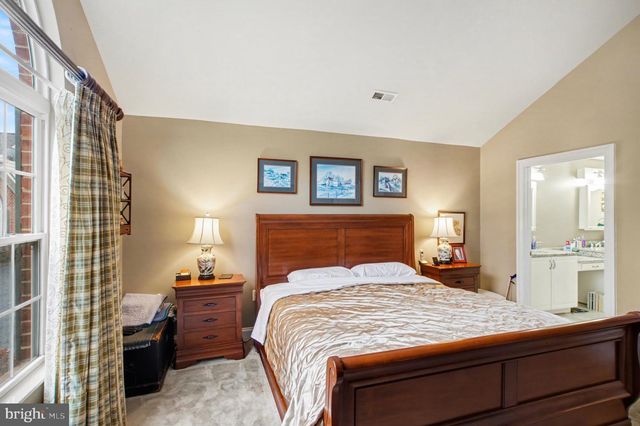 6223 AUTUMN LEAF DR, Fredericksburg, VA 22407