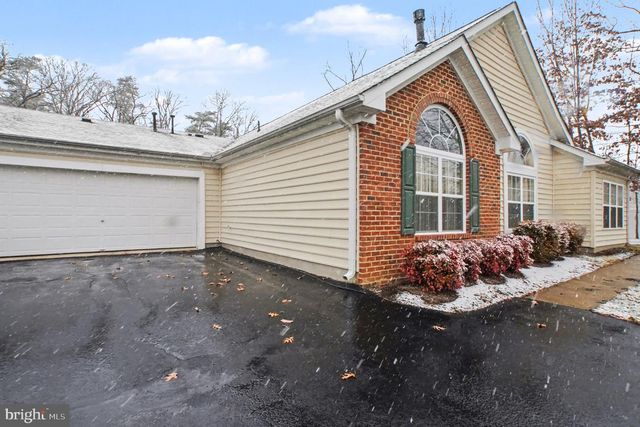 6223 AUTUMN LEAF DR, Fredericksburg, VA 22407