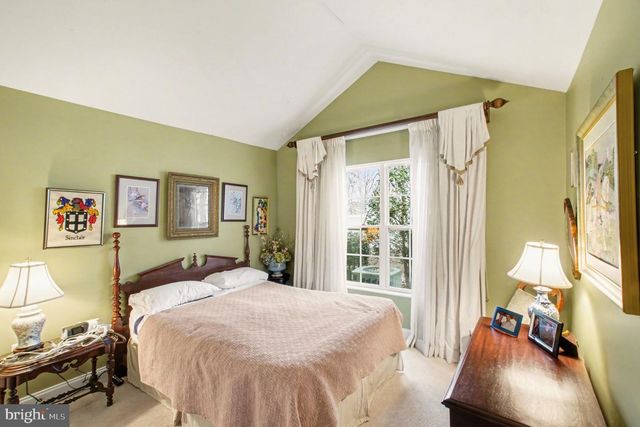 6223 AUTUMN LEAF DR, Fredericksburg, VA 22407