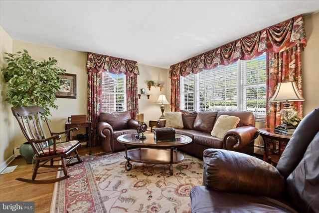 36 PAOLI PIKE, Paoli, PA 19301