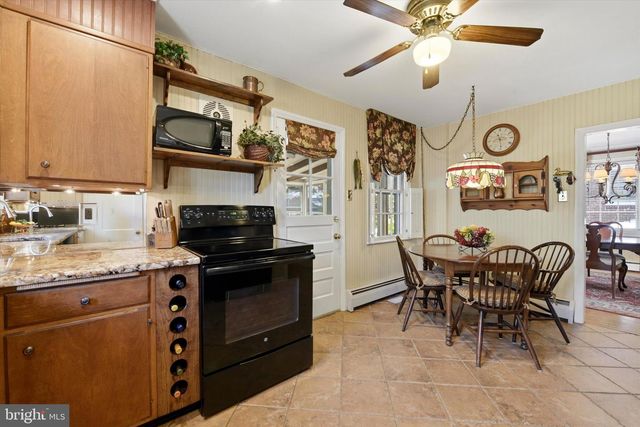 36 PAOLI PIKE, Paoli, PA 19301