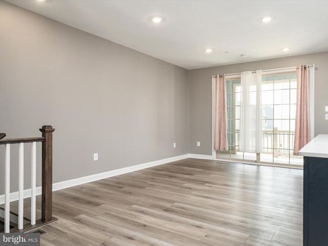 183 LYONS CREEK DR, Laurel, MD 20708