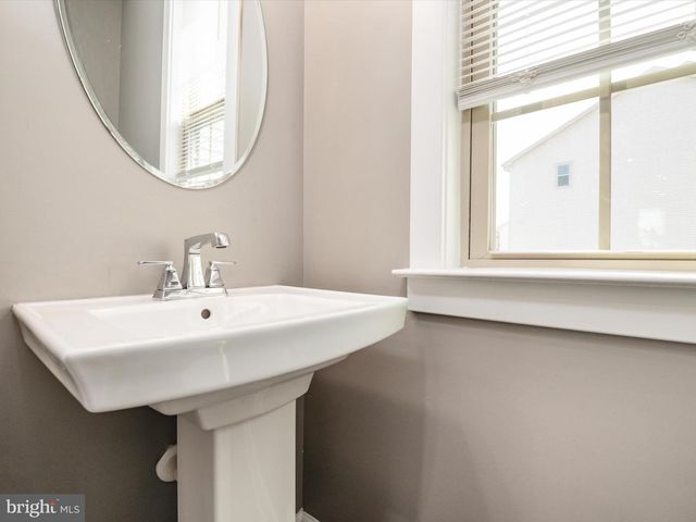 183 LYONS CREEK DR, Laurel, MD 20708