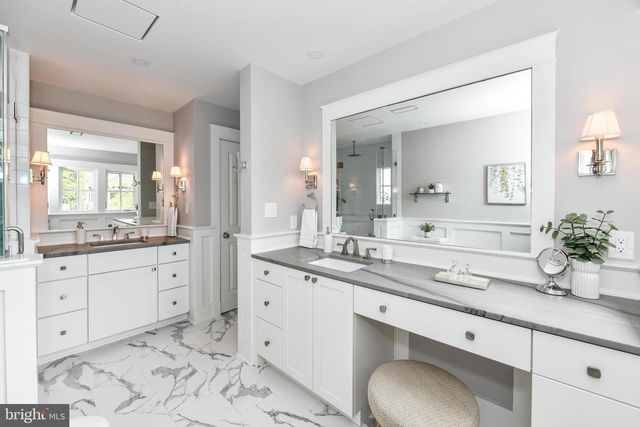 1812 N RANDOLPH ST, Arlington, VA 22207