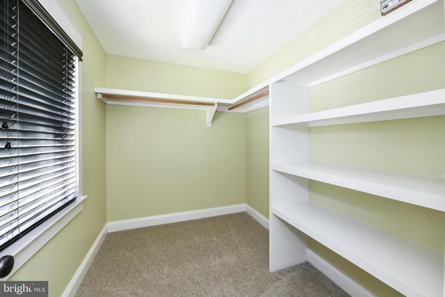 1812 N RANDOLPH ST, Arlington, VA 22207