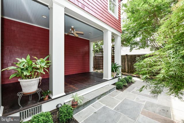 1812 N RANDOLPH ST, Arlington, VA 22207