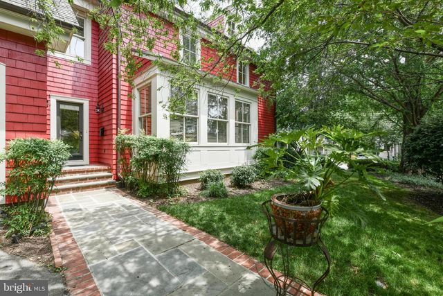 1812 N RANDOLPH ST, Arlington, VA 22207