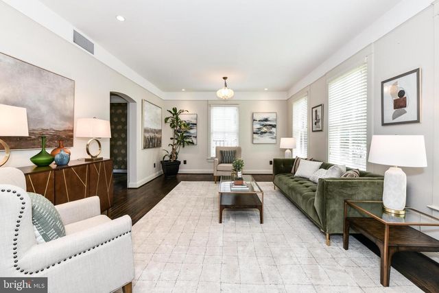 1812 N RANDOLPH ST, Arlington, VA 22207