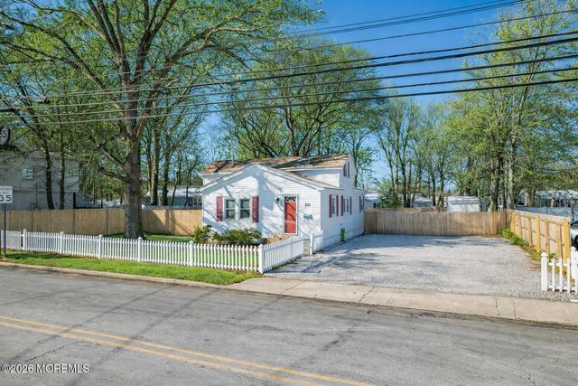 431 S Laurel Avenue, Hazlet, NJ 07734