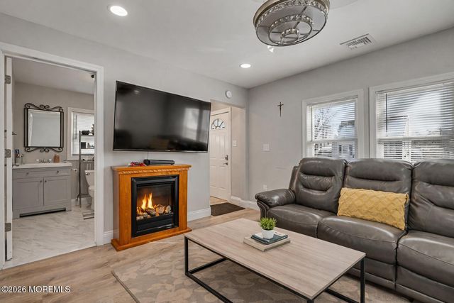 431 S Laurel Avenue, Hazlet, NJ 07734