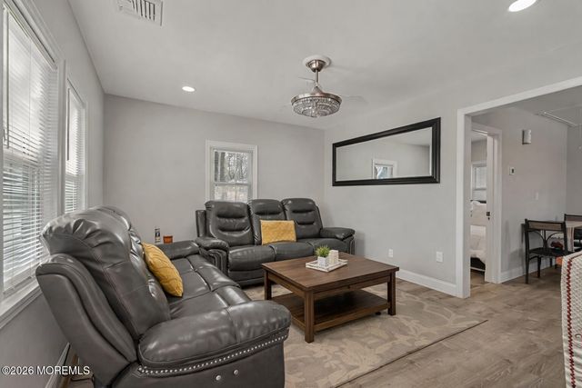 431 S Laurel Avenue, Hazlet, NJ 07734