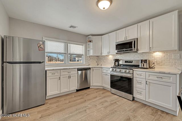 431 S Laurel Avenue, Hazlet, NJ 07734