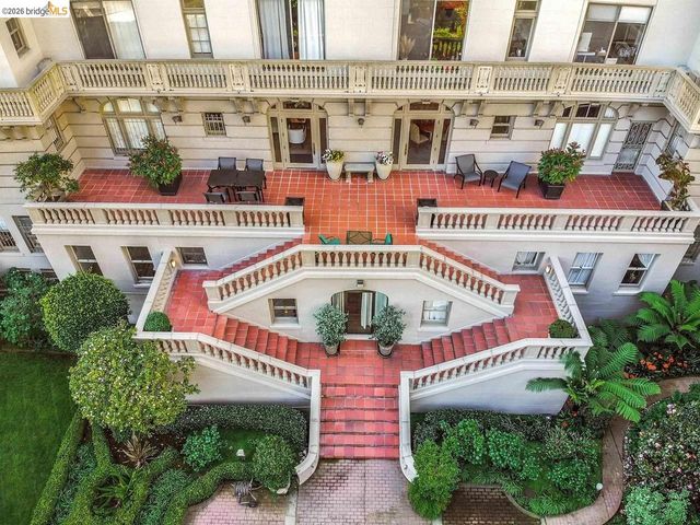 200 Lakeside Dr 801, Oakland, CA 94612