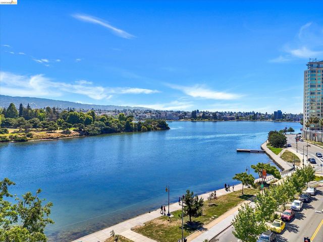 200 Lakeside Dr 801, Oakland, CA 94612