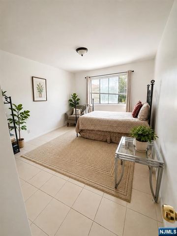 603 55th Street 205, West New York, NJ 07093