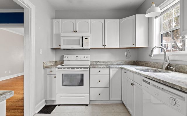 132 Lynda Drive, Chattanooga, TN 37405