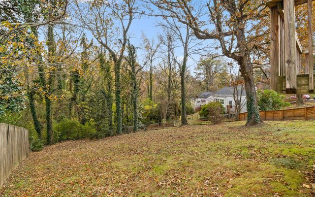 132 Lynda Drive, Chattanooga, TN 37405