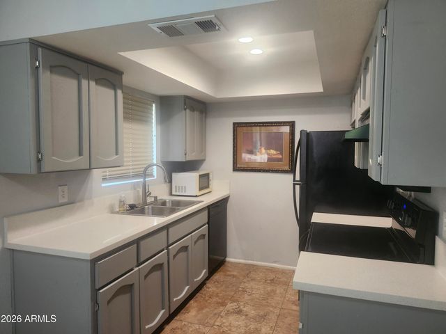 3119 W COCHISE Drive 131, Phoenix, AZ 85051