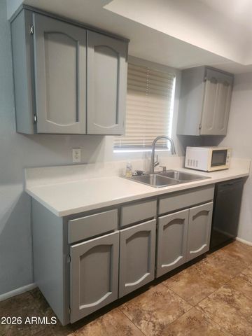 3119 W COCHISE Drive 131, Phoenix, AZ 85051
