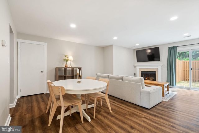 16312 TACONIC CIR, Dumfries, VA 22025