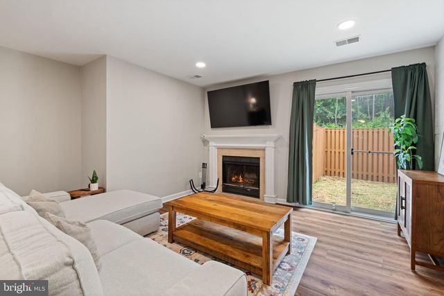 16312 TACONIC CIR, Dumfries, VA 22025