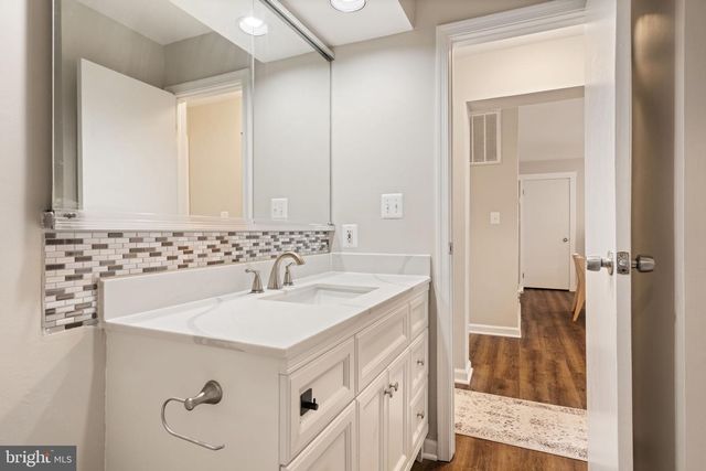 16312 TACONIC CIR, Dumfries, VA 22025