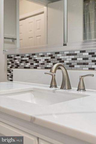 16312 TACONIC CIR, Dumfries, VA 22025
