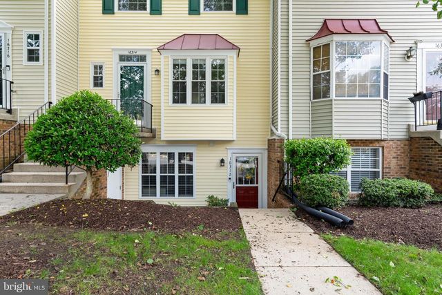 16312 TACONIC CIR, Dumfries, VA 22025