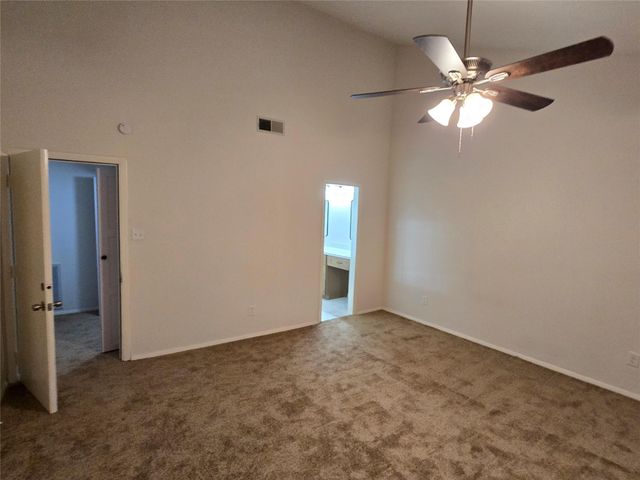 7855 Green Lawn Drive 7855, Houston, TX 77088