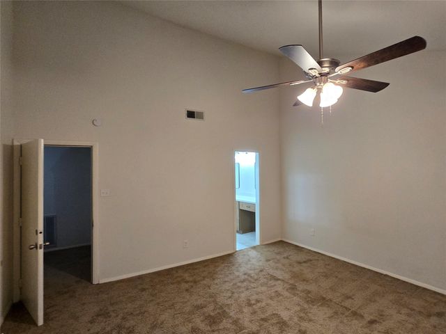 7855 Green Lawn Drive 7855, Houston, TX 77088