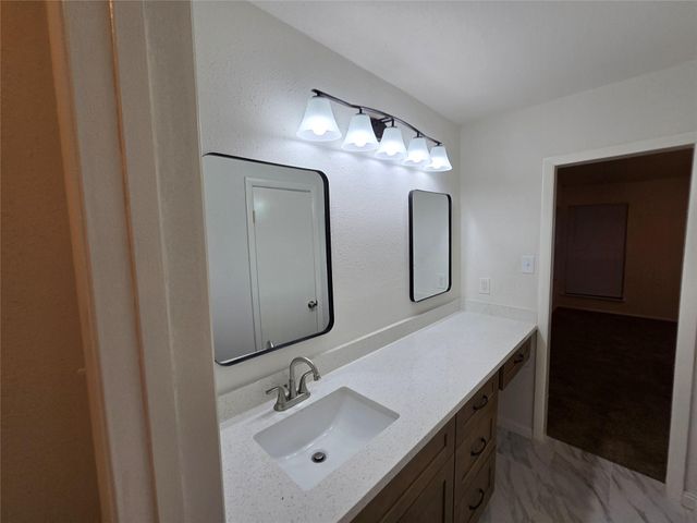 7855 Green Lawn Drive 7855, Houston, TX 77088